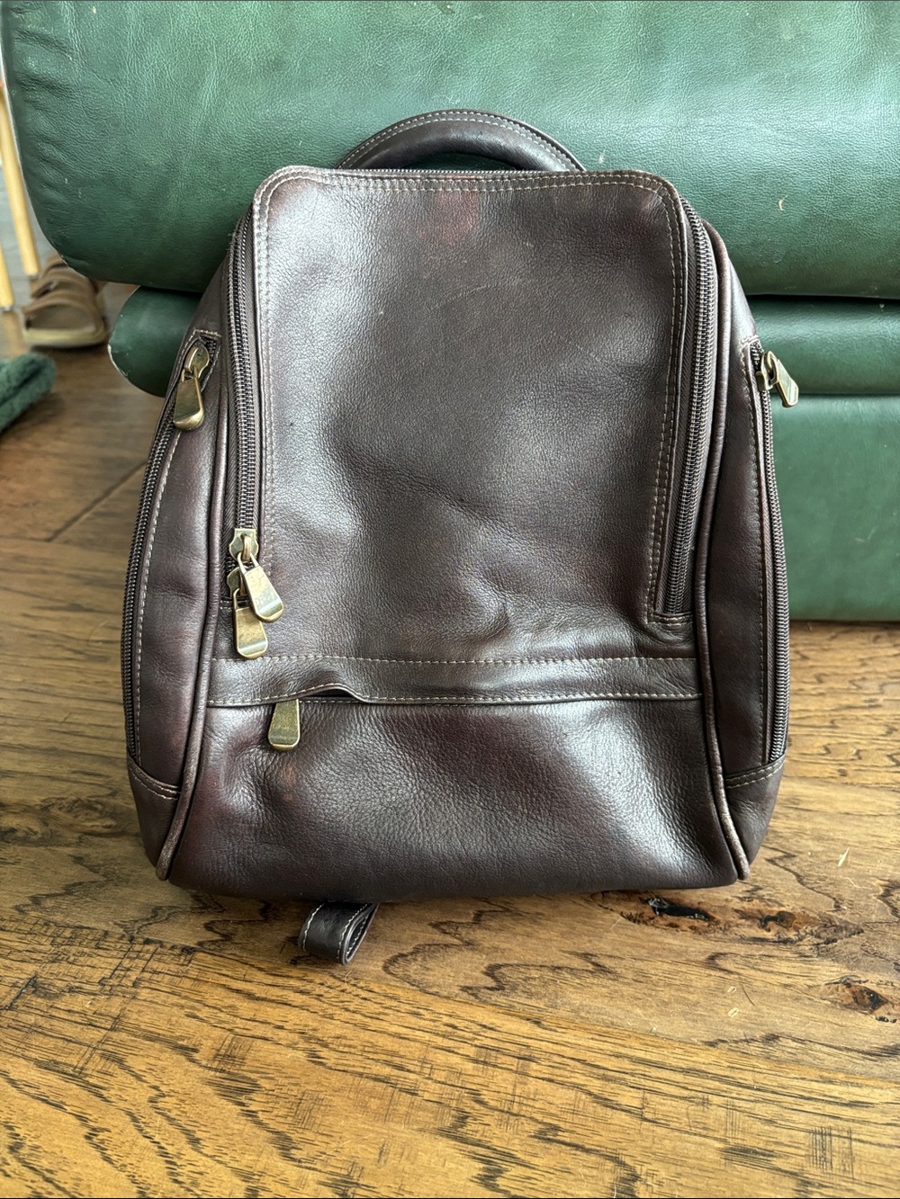 Le Donne Genuine Colombian Leather U-Zip Chocolate Brown Backpack Purse